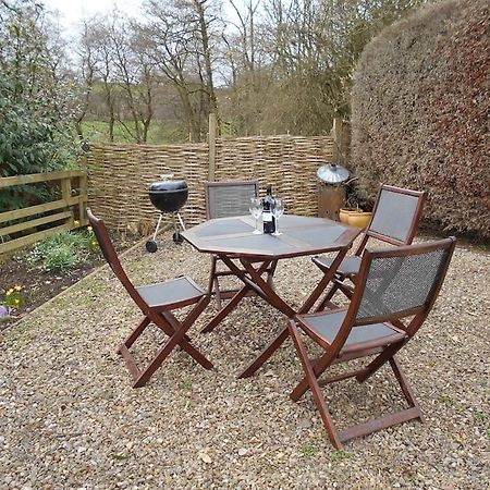 The Granary, Old Corn Mill, Yorkshire Dales Apartment West Burton Luaran gambar