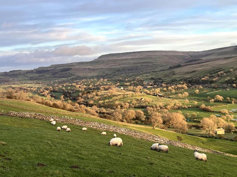 The Granary, Old Corn Mill, Yorkshire Dales Apartment West Burton Luaran gambar