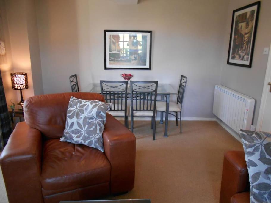 The Granary, Old Corn Mill, Yorkshire Dales Apartment West Burton Luaran gambar